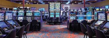 အွန်လိုင်း စလော့ ဂိမ်းများ Jackpot ဘီလူး Spin